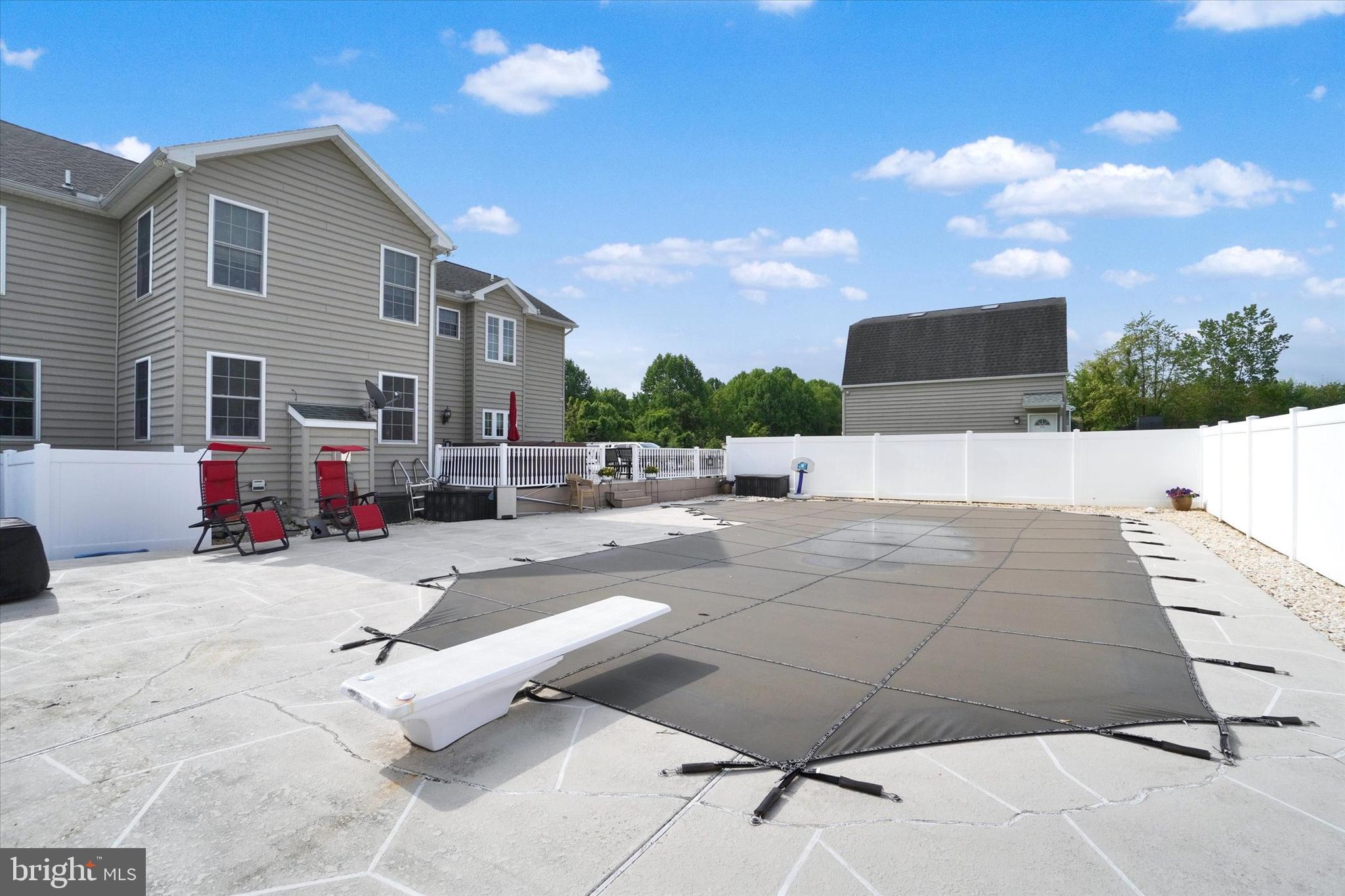 TAYLOR ESTATES - Residential