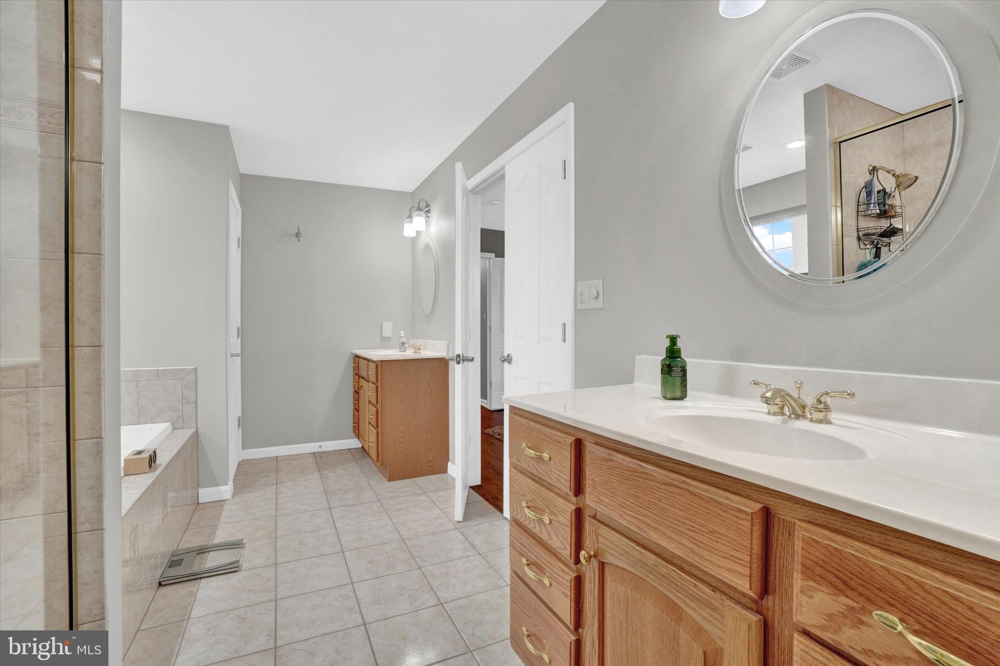 TAYLOR ESTATES - Residential