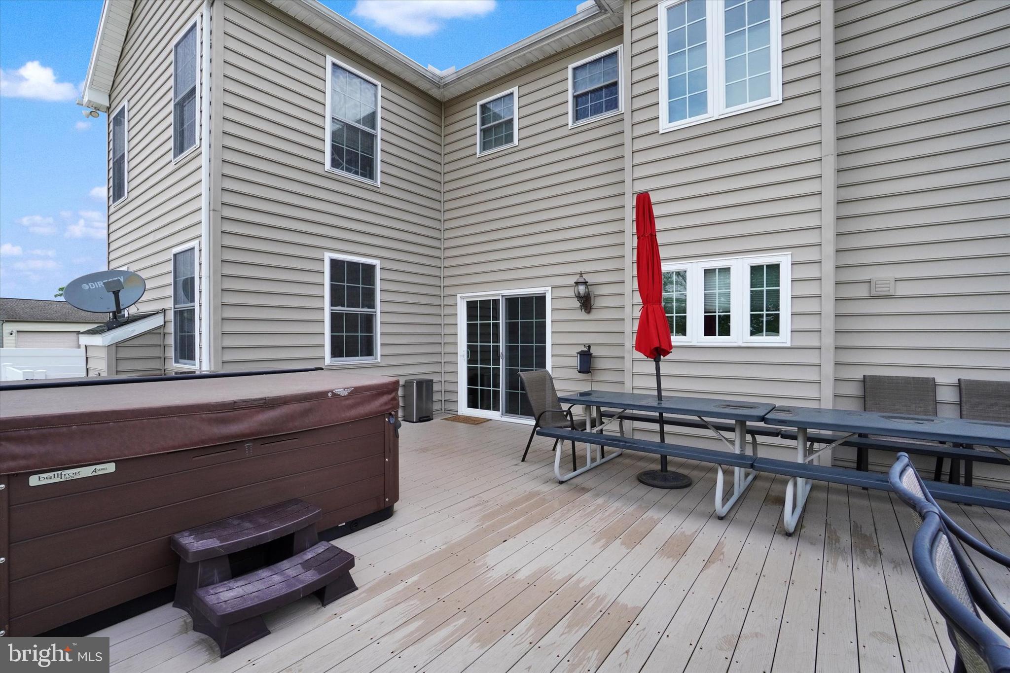 TAYLOR ESTATES - Residential