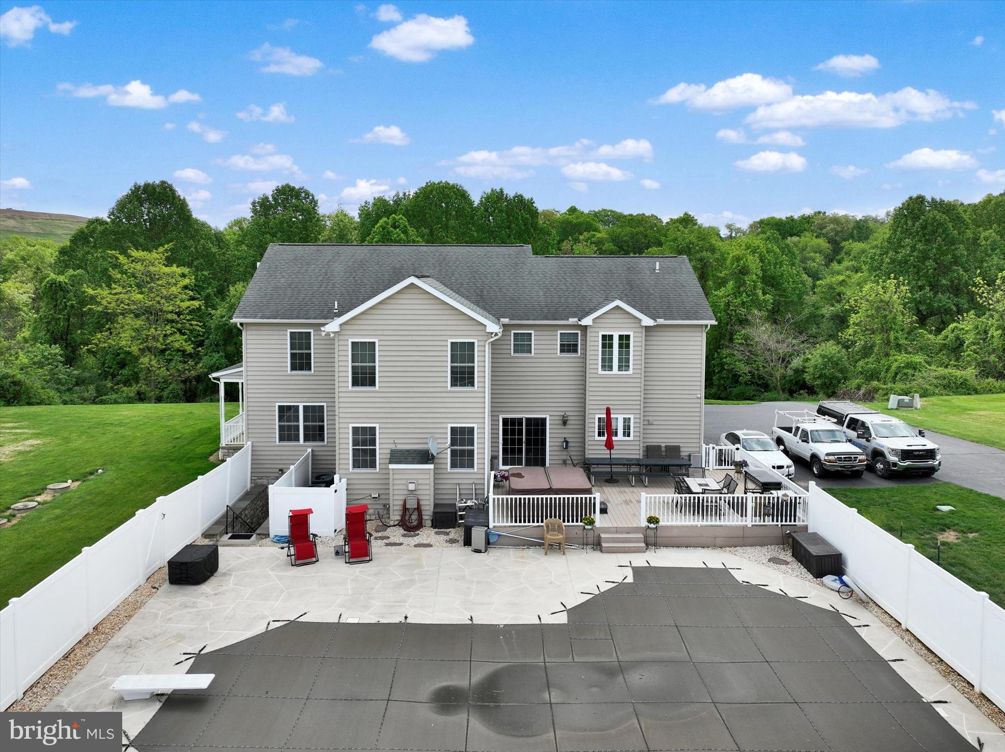 TAYLOR ESTATES - Residential