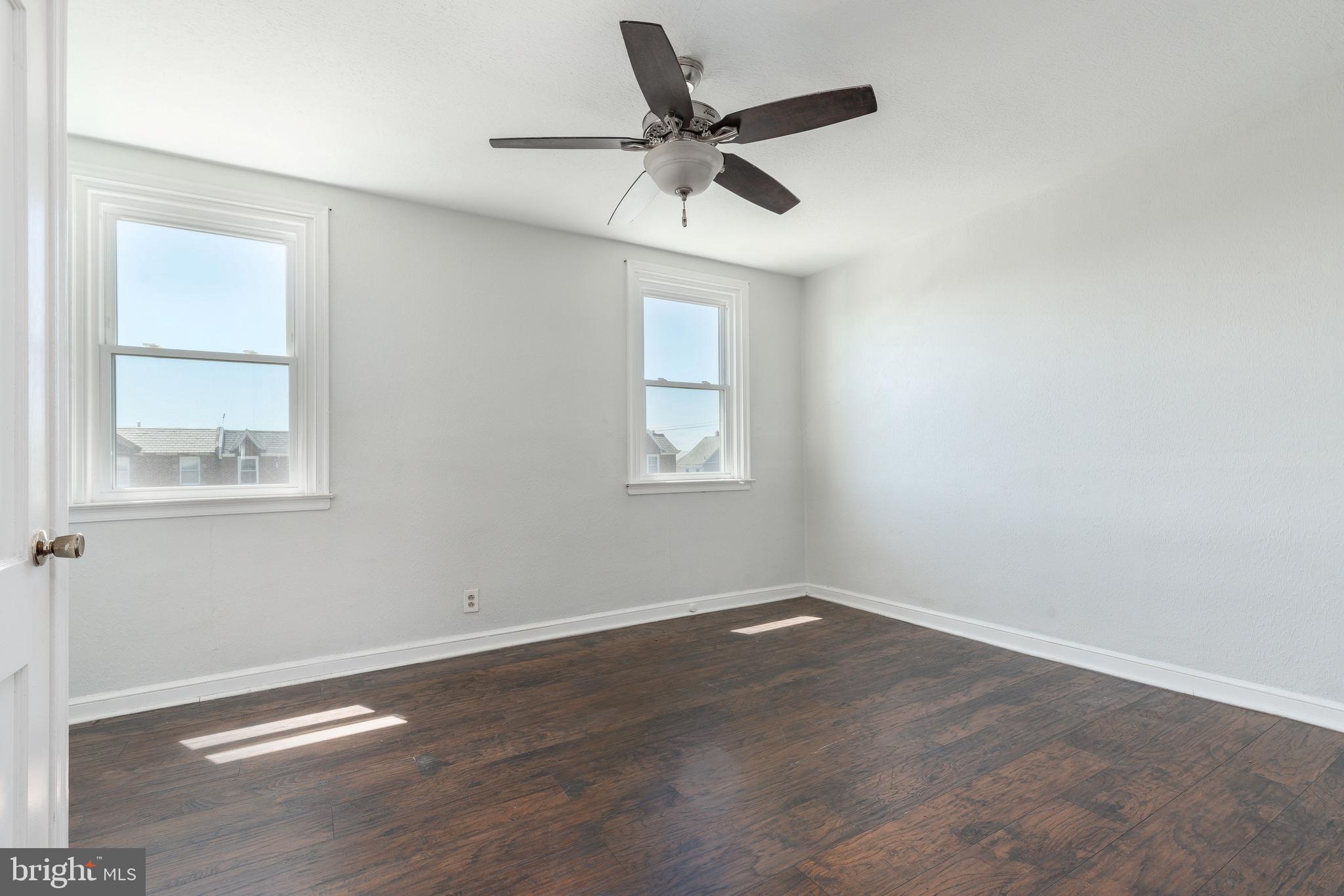 HOLMESBURG - Residential