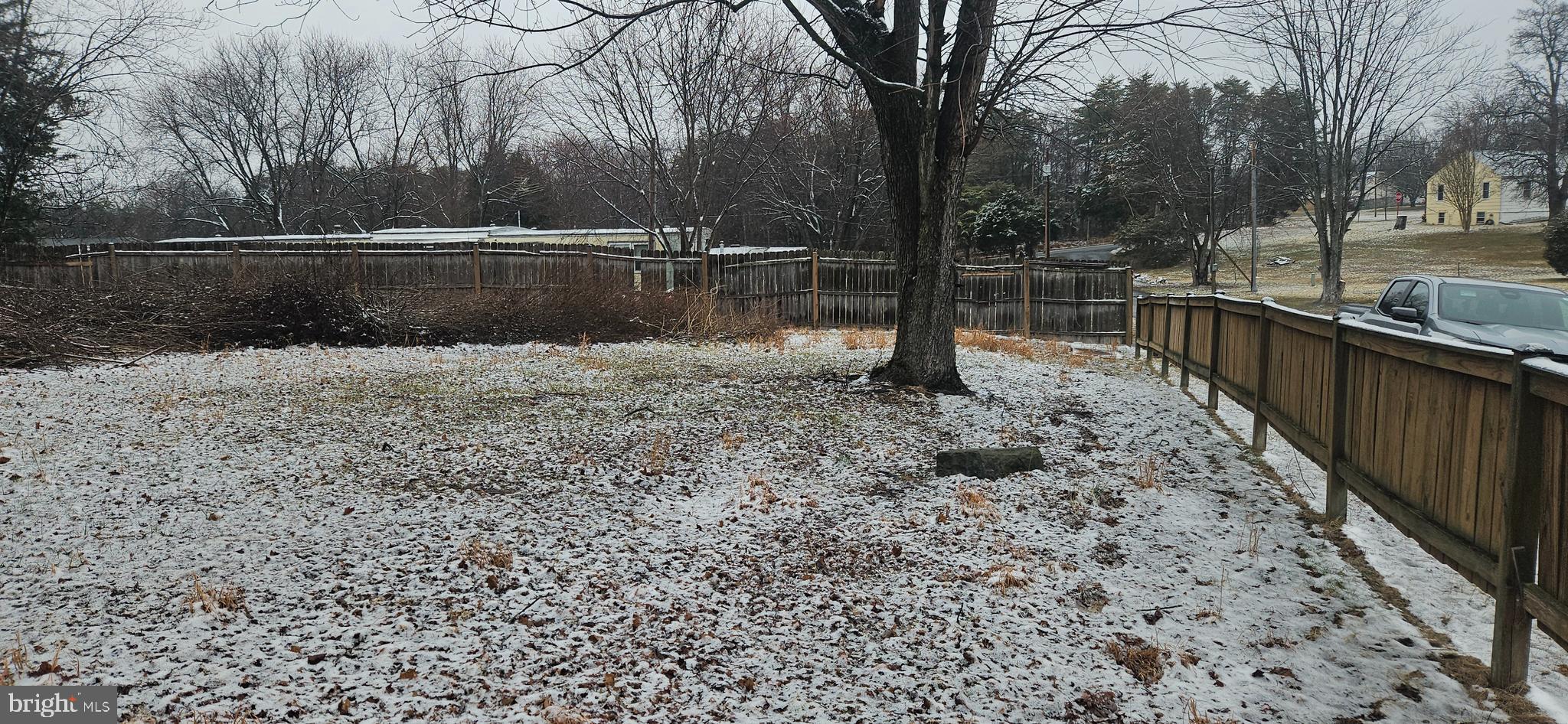 OPEQUON VIEW - Land