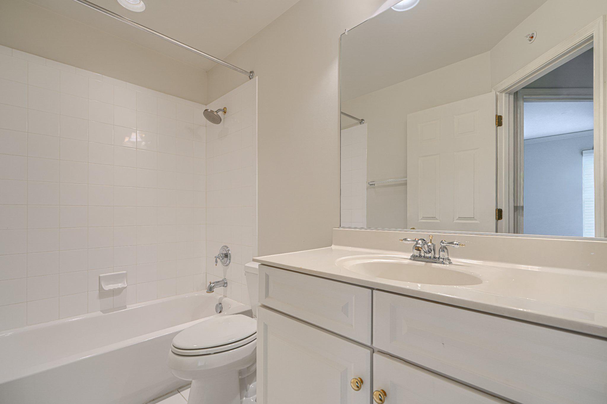 RODGERS CHOICE - Residential Lease