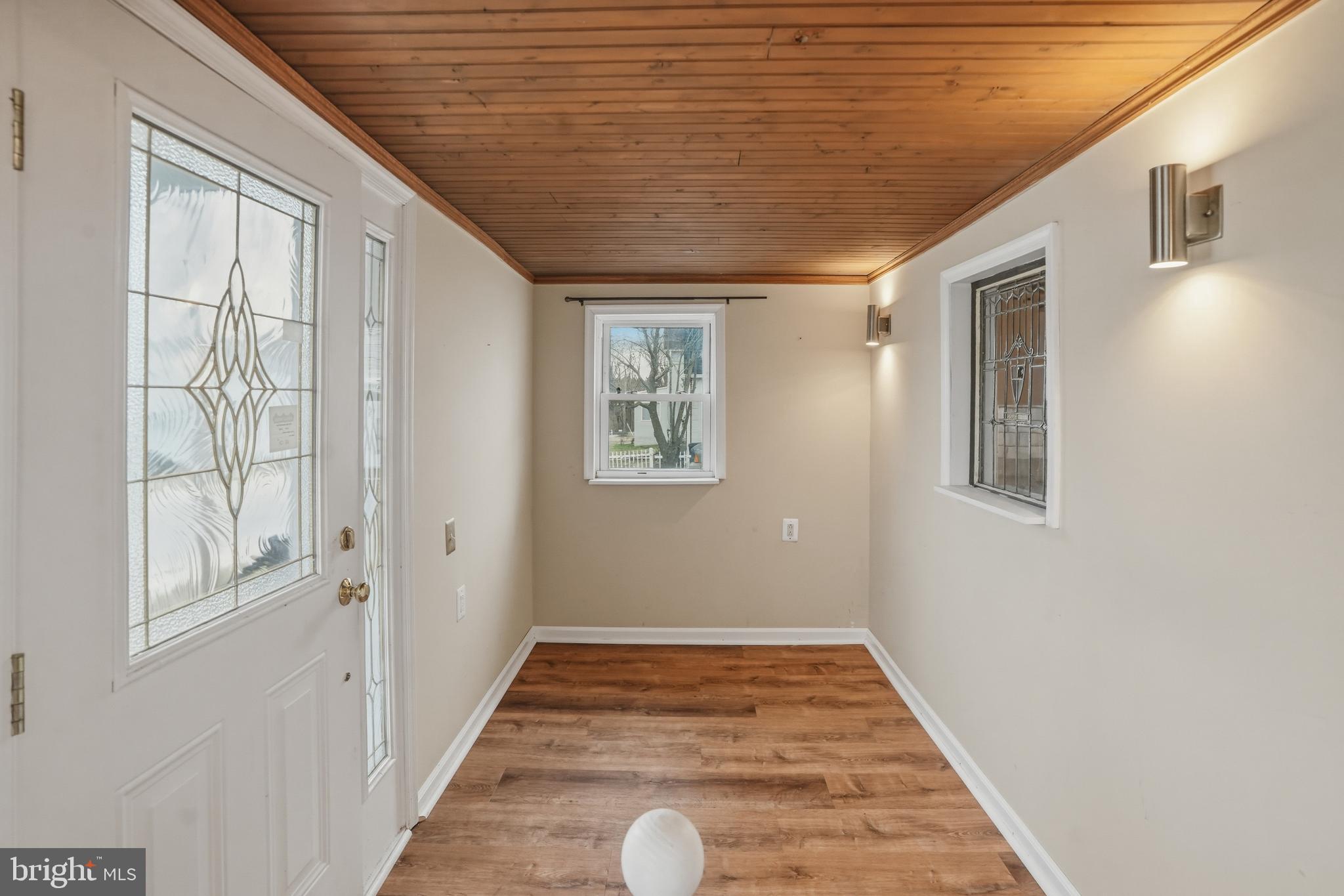 TWIN OAKS - Residential