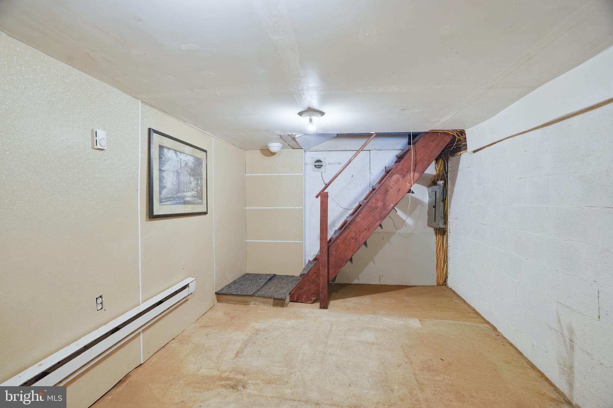 TWIN OAKS - Residential