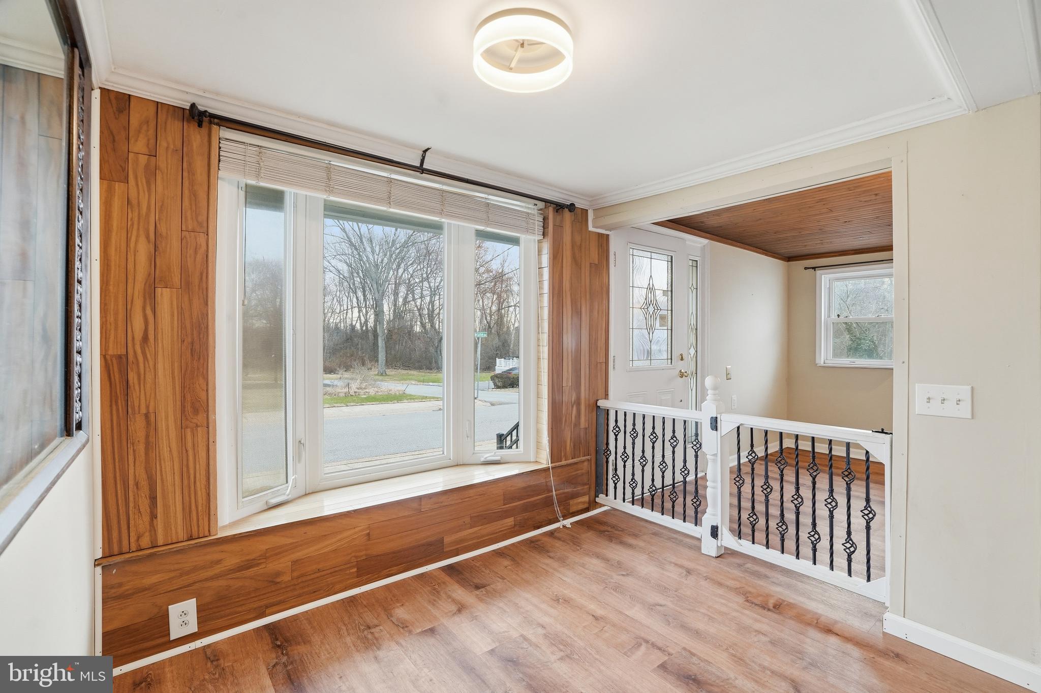 TWIN OAKS - Residential