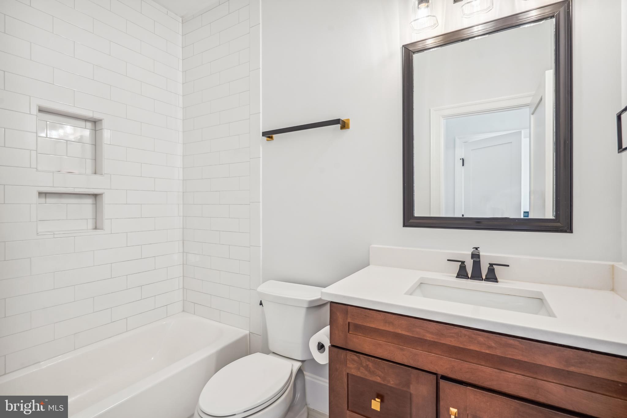 CHESTERBROOK ESTATES - Residential