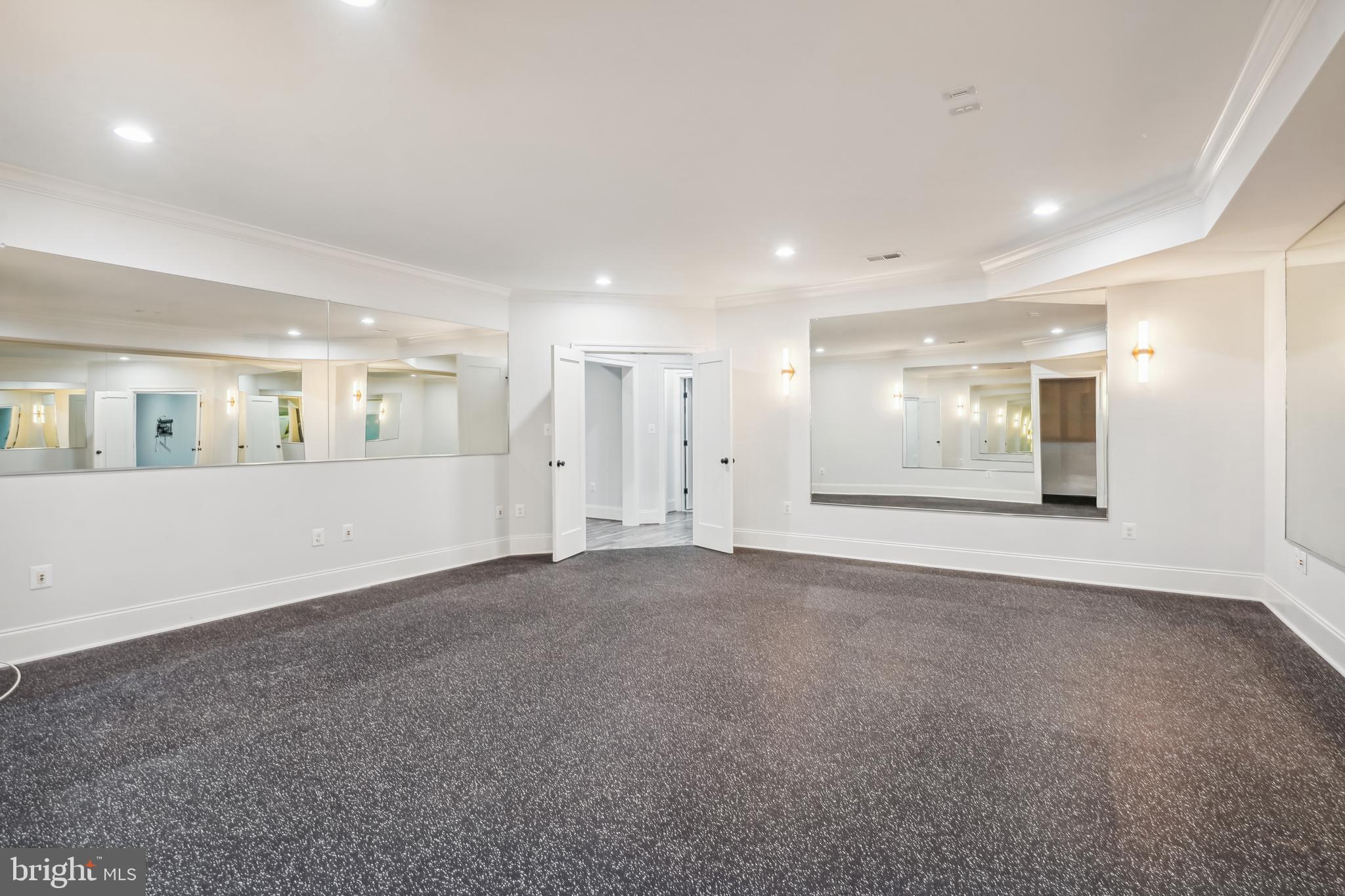 CHESTERBROOK ESTATES - Residential