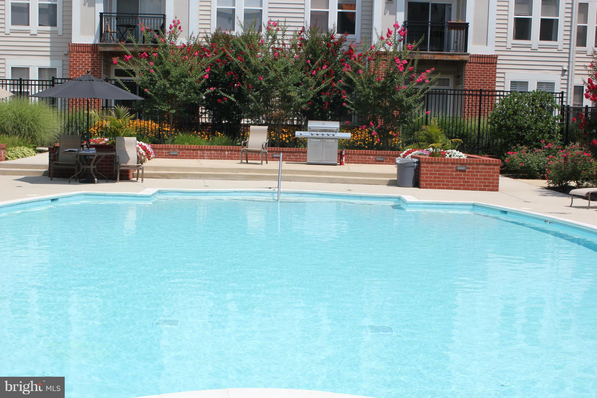 HALSTEAD AT THE METRO - Residential