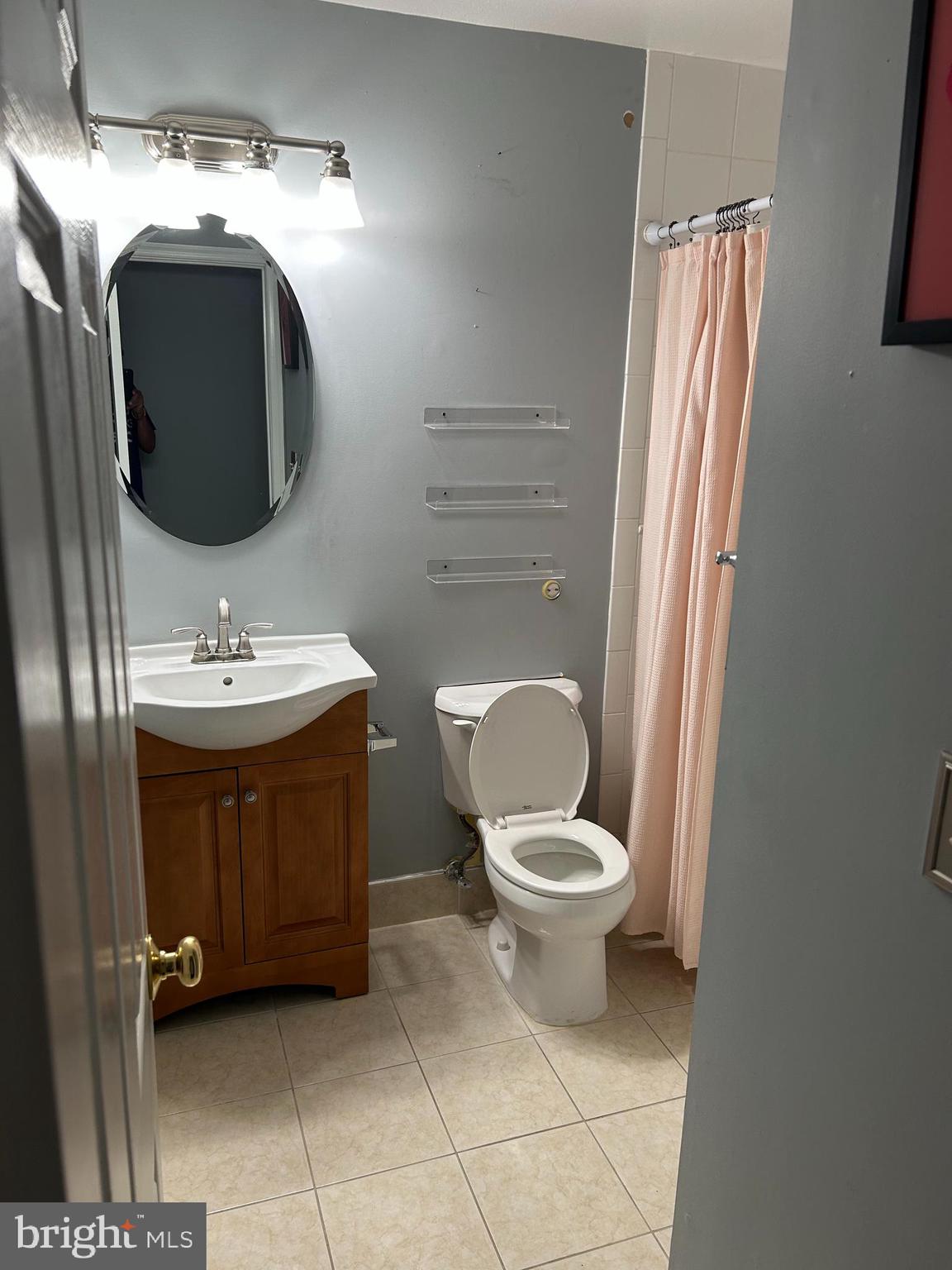 DEVON HILLS CONDO - Residential