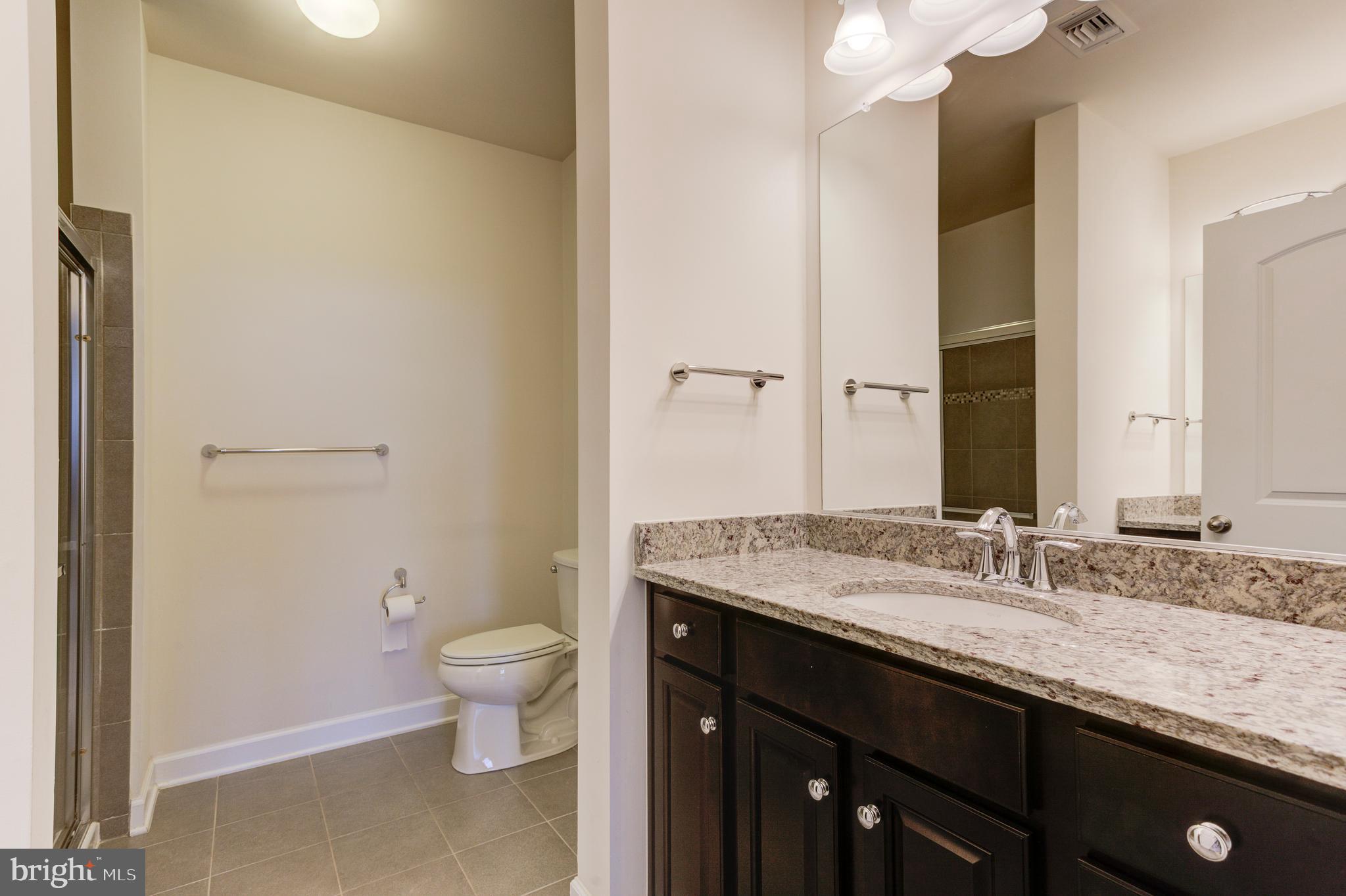 DISCOVERY SQUARE - Residential Lease