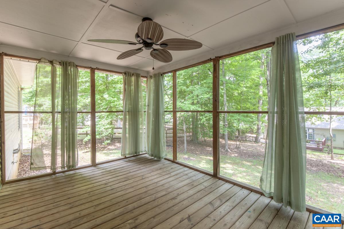 LAKE MONTICELLO - Residential