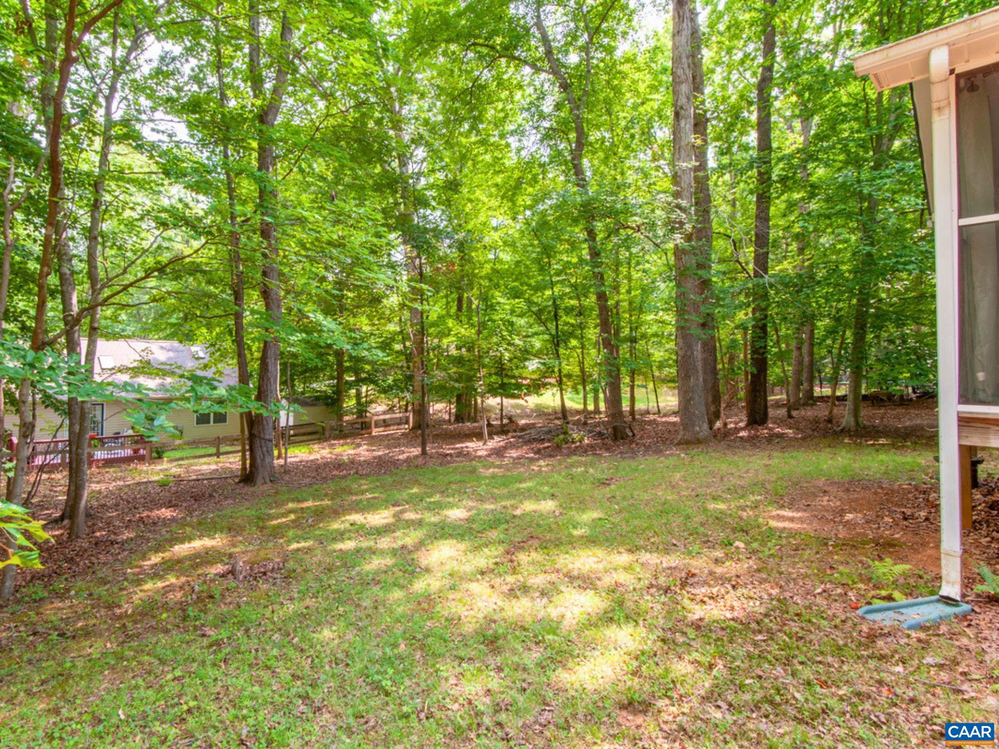 LAKE MONTICELLO - Residential
