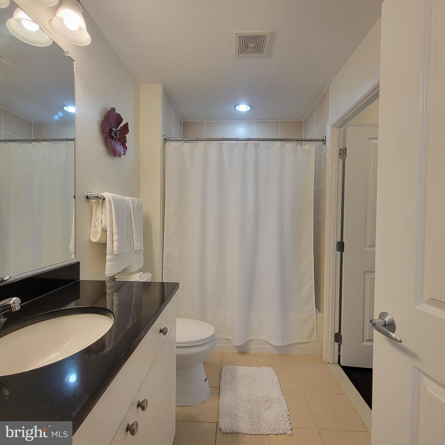 ONE NATIONAL HARBOR CONDOMINIUM - Residential