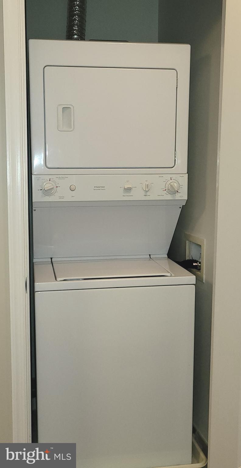 ONE NATIONAL HARBOR CONDOMINIUM - Residential