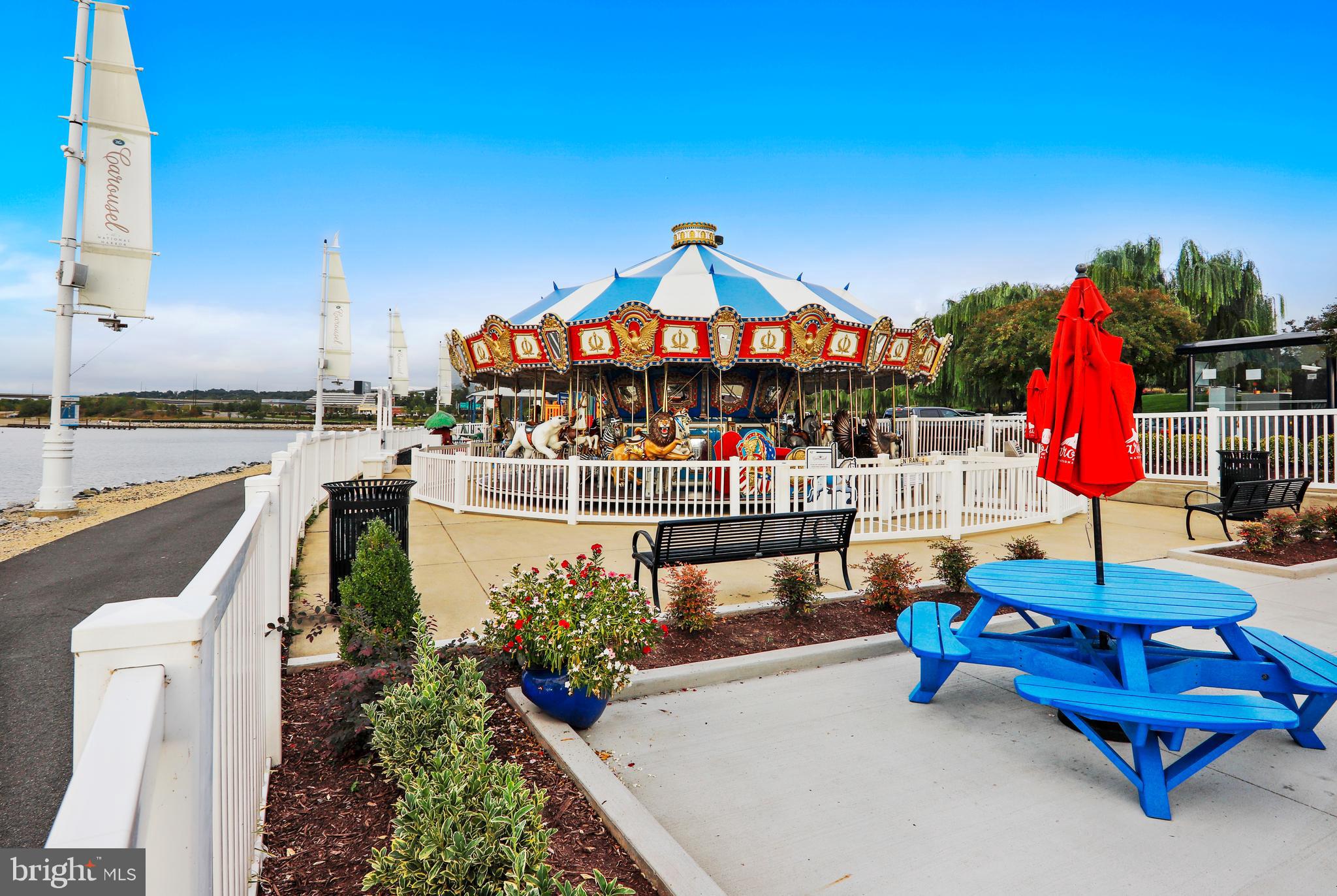 ONE NATIONAL HARBOR CONDOMINIUM - Residential