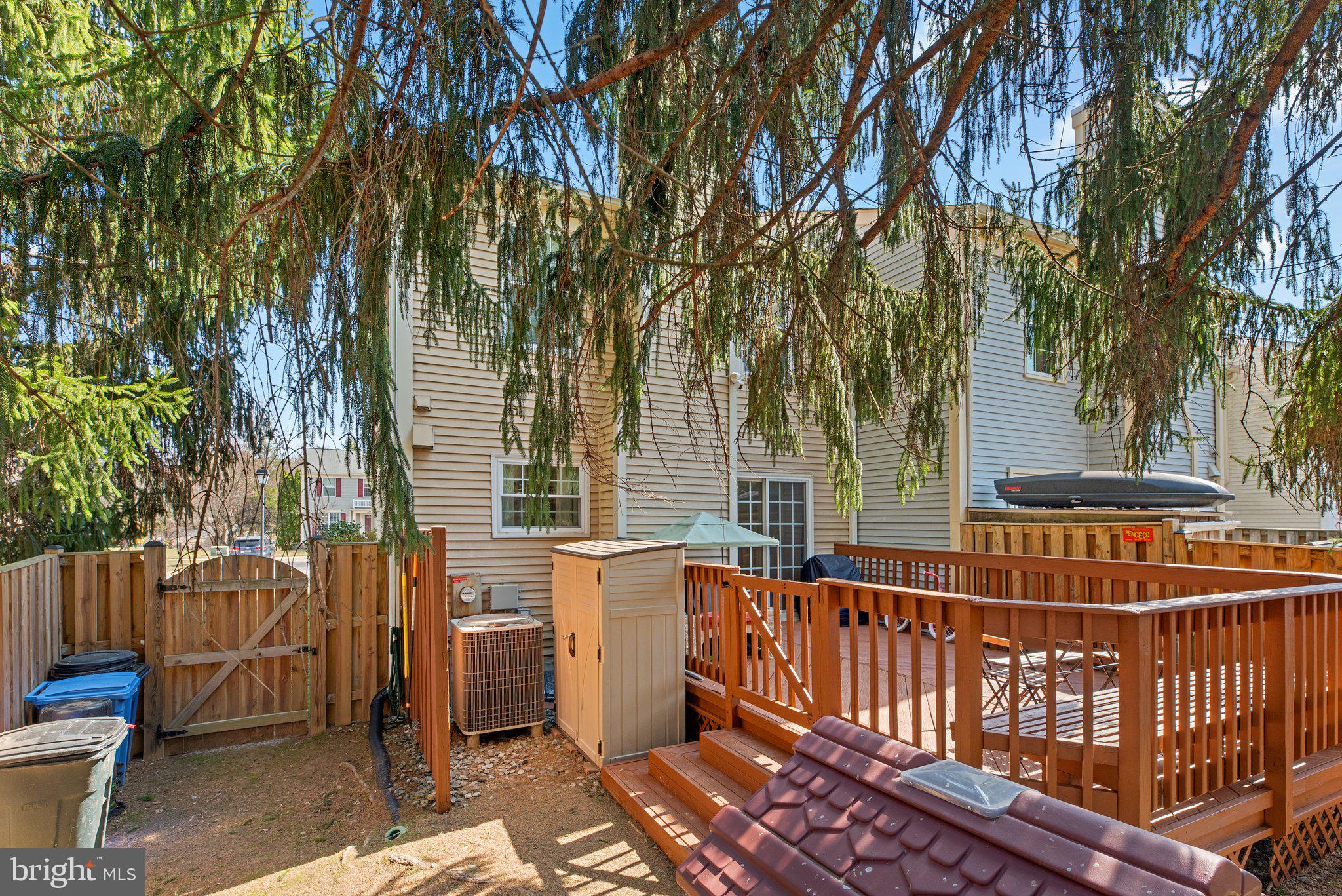 HALLOWELL - Residential