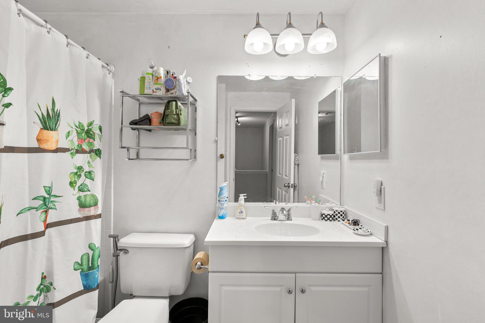 HALLOWELL - Residential