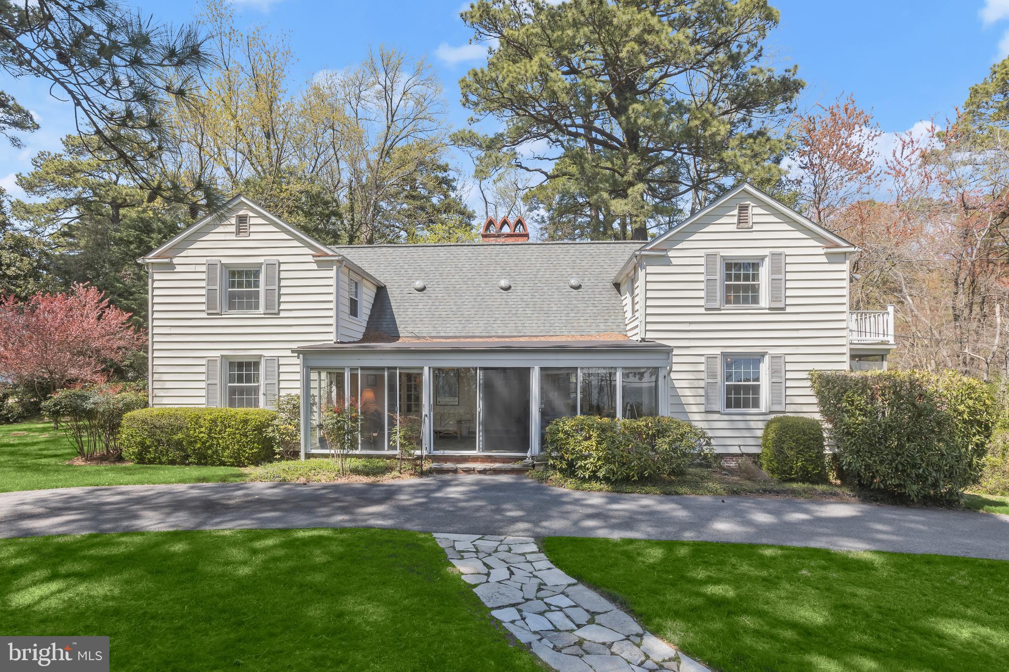 GIBSON ISLAND - Residential