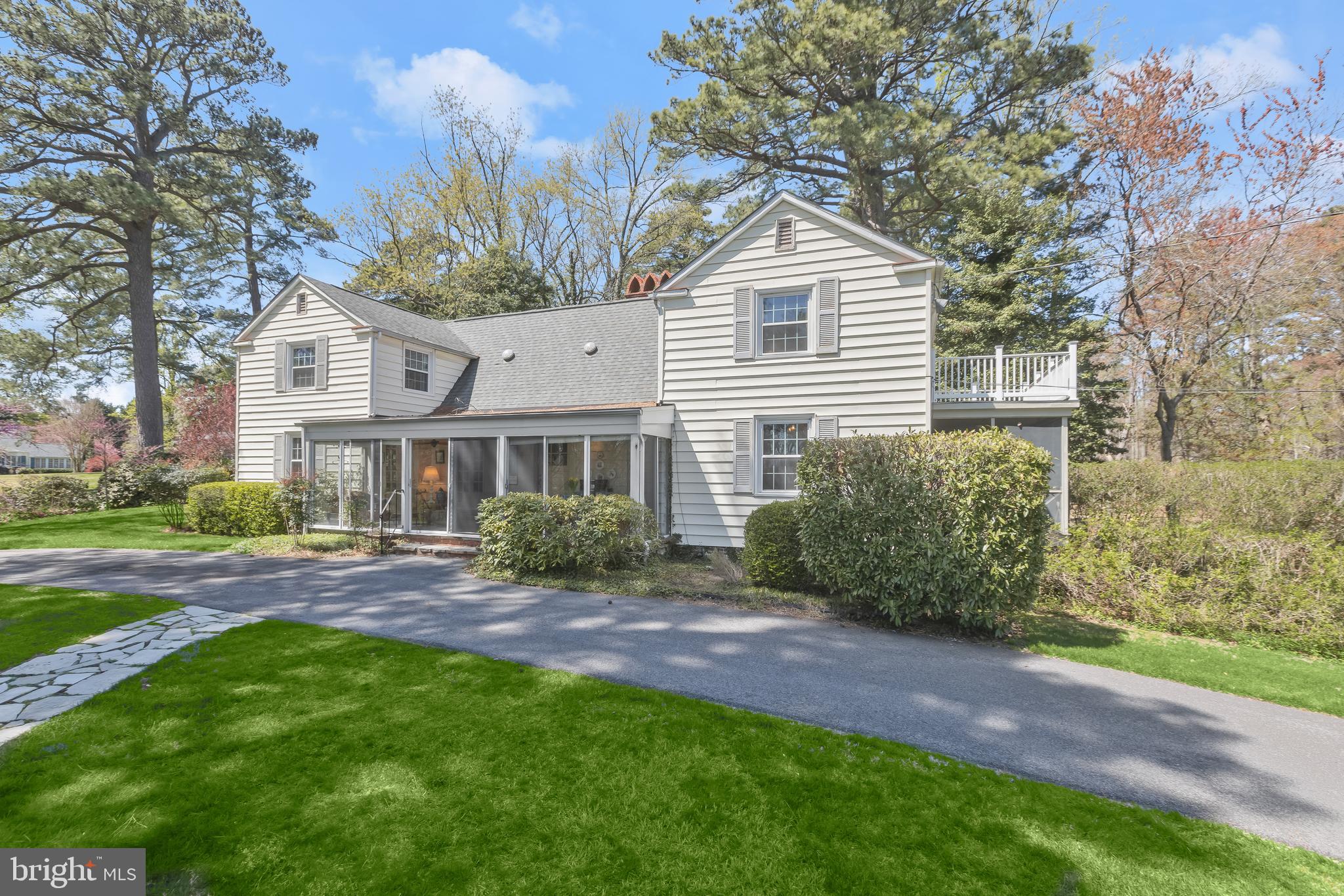GIBSON ISLAND - Residential