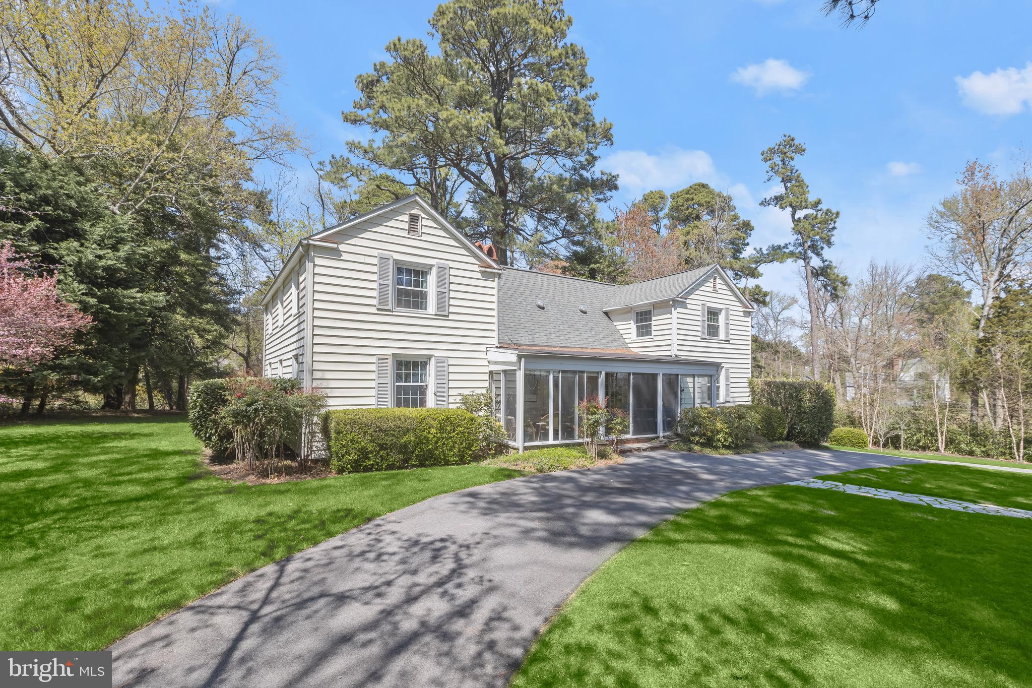 GIBSON ISLAND - Residential