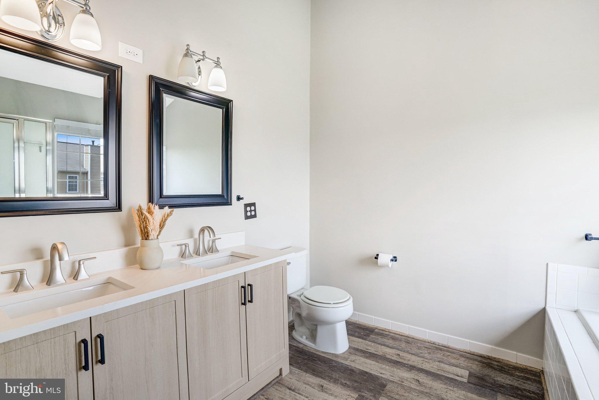 GREENWAY FARM - Residential