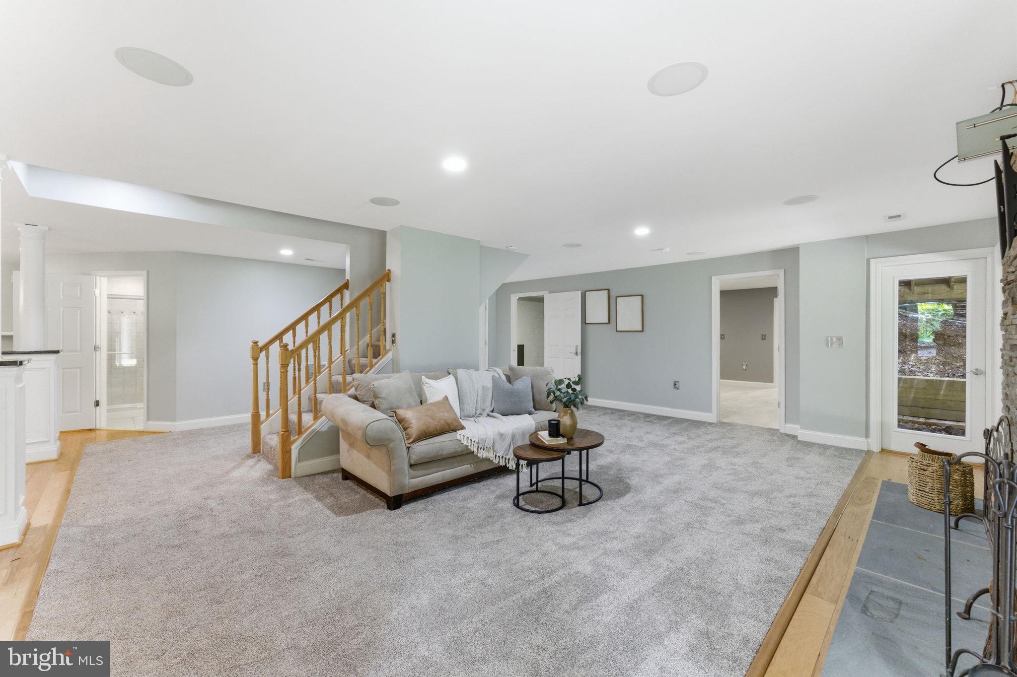 SENECA VALLEY ESTATES - Residential