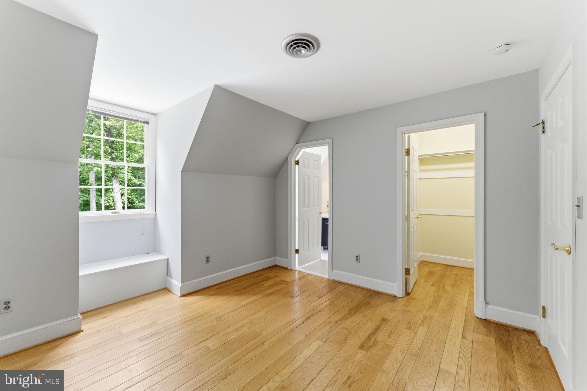 SENECA VALLEY ESTATES - Residential