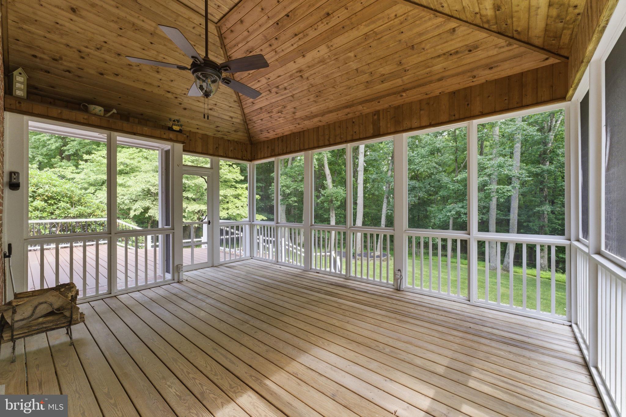SENECA VALLEY ESTATES - Residential
