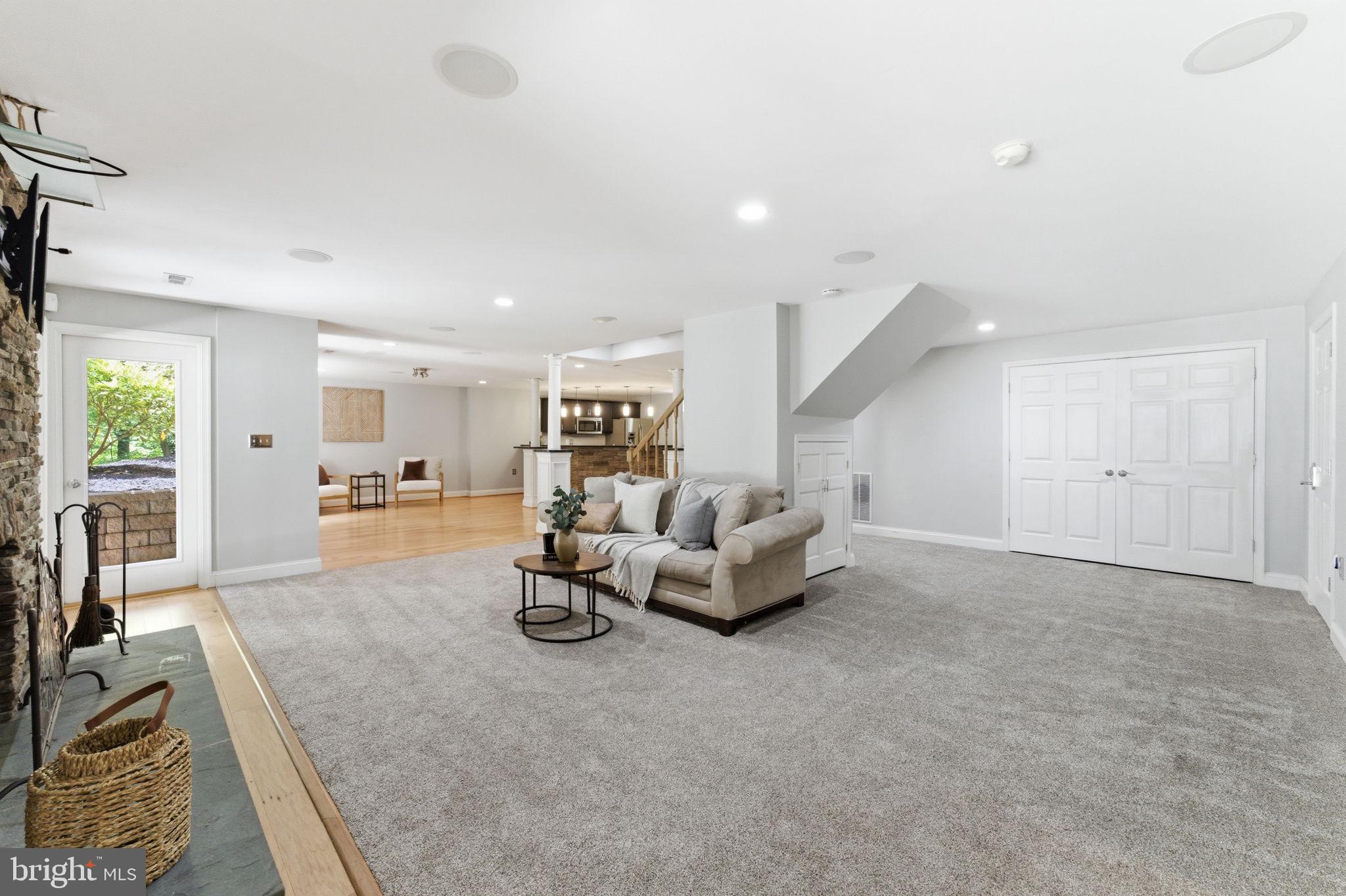 SENECA VALLEY ESTATES - Residential