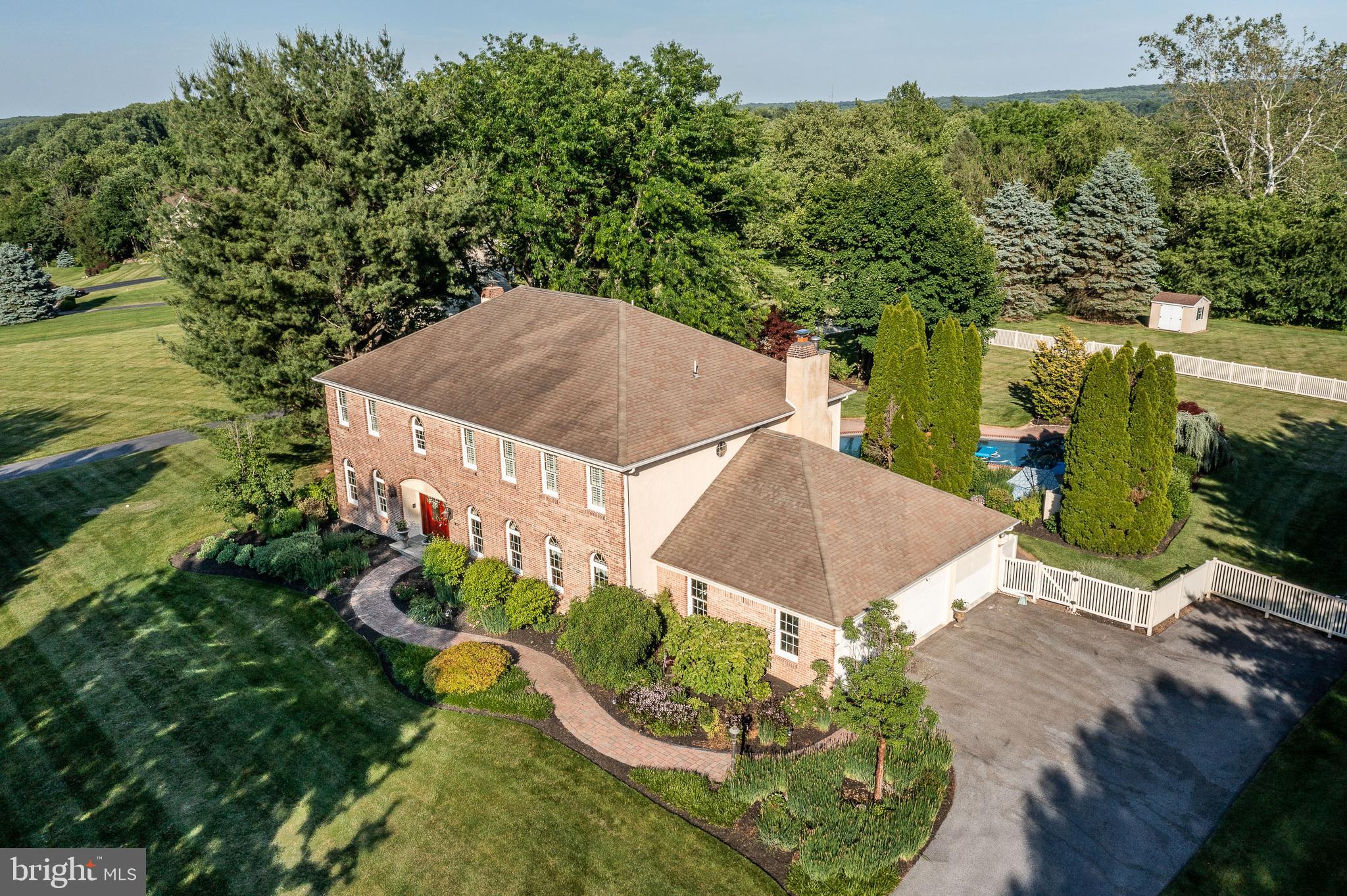 FAIRFIELDS - Residential