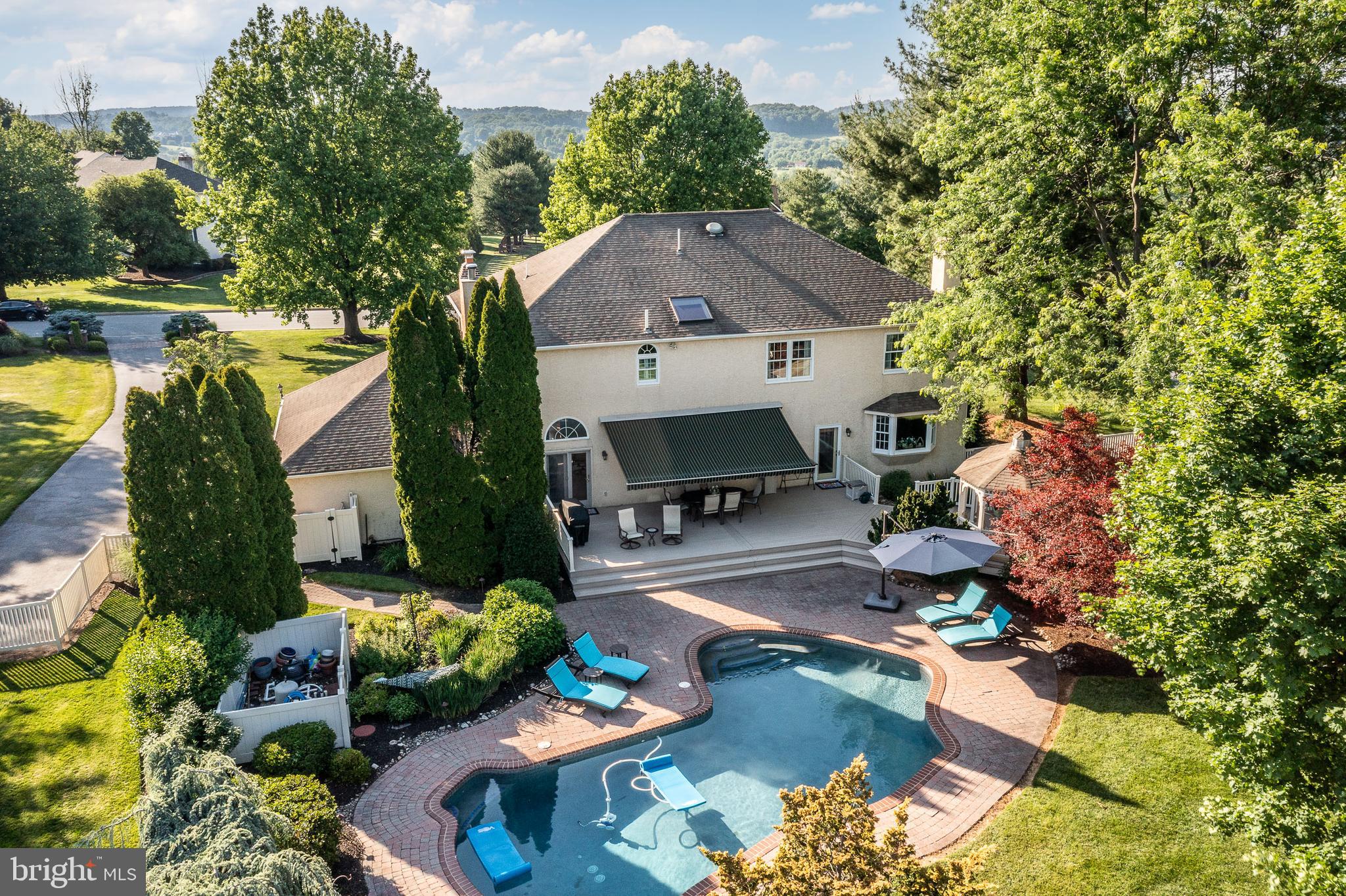 FAIRFIELDS - Residential