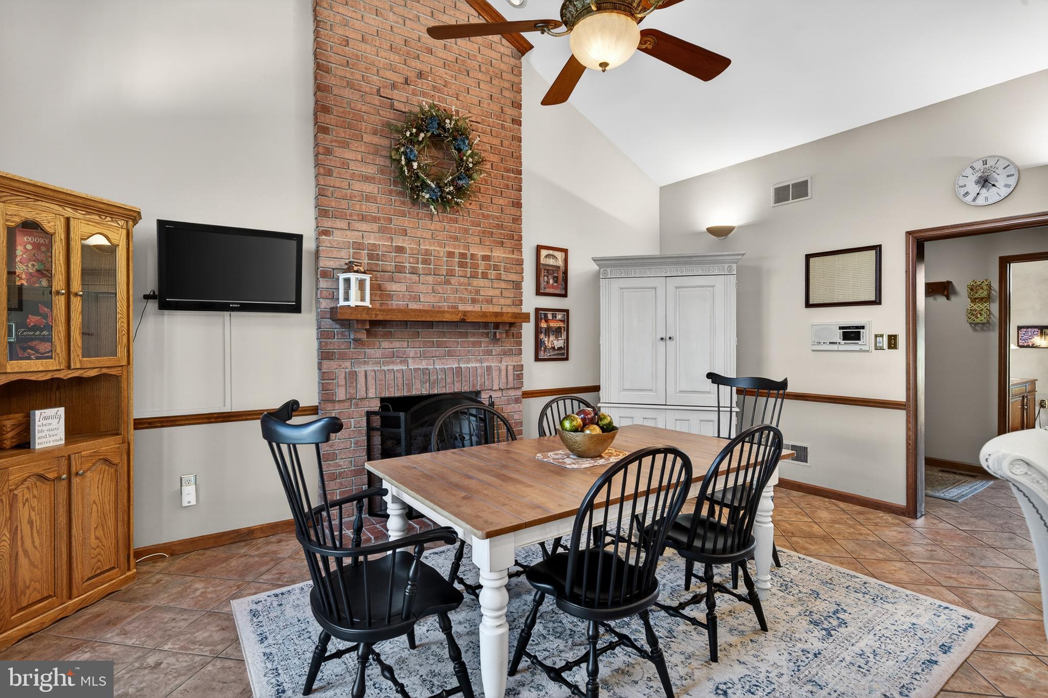 FAIRFIELDS - Residential