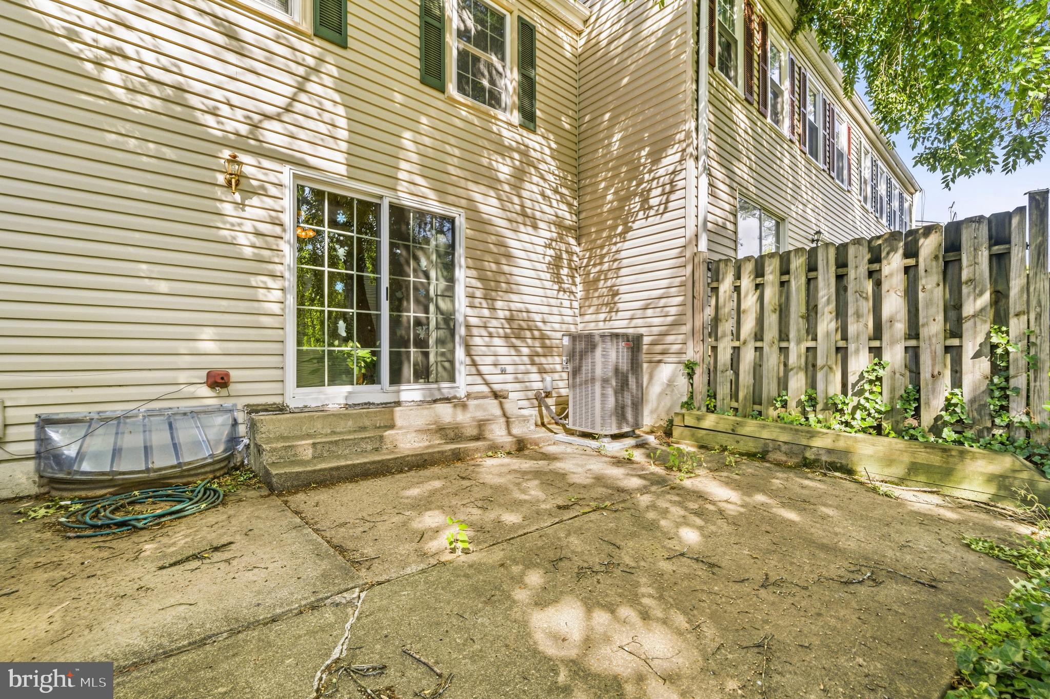 KEENE MILL WOODS - Residential