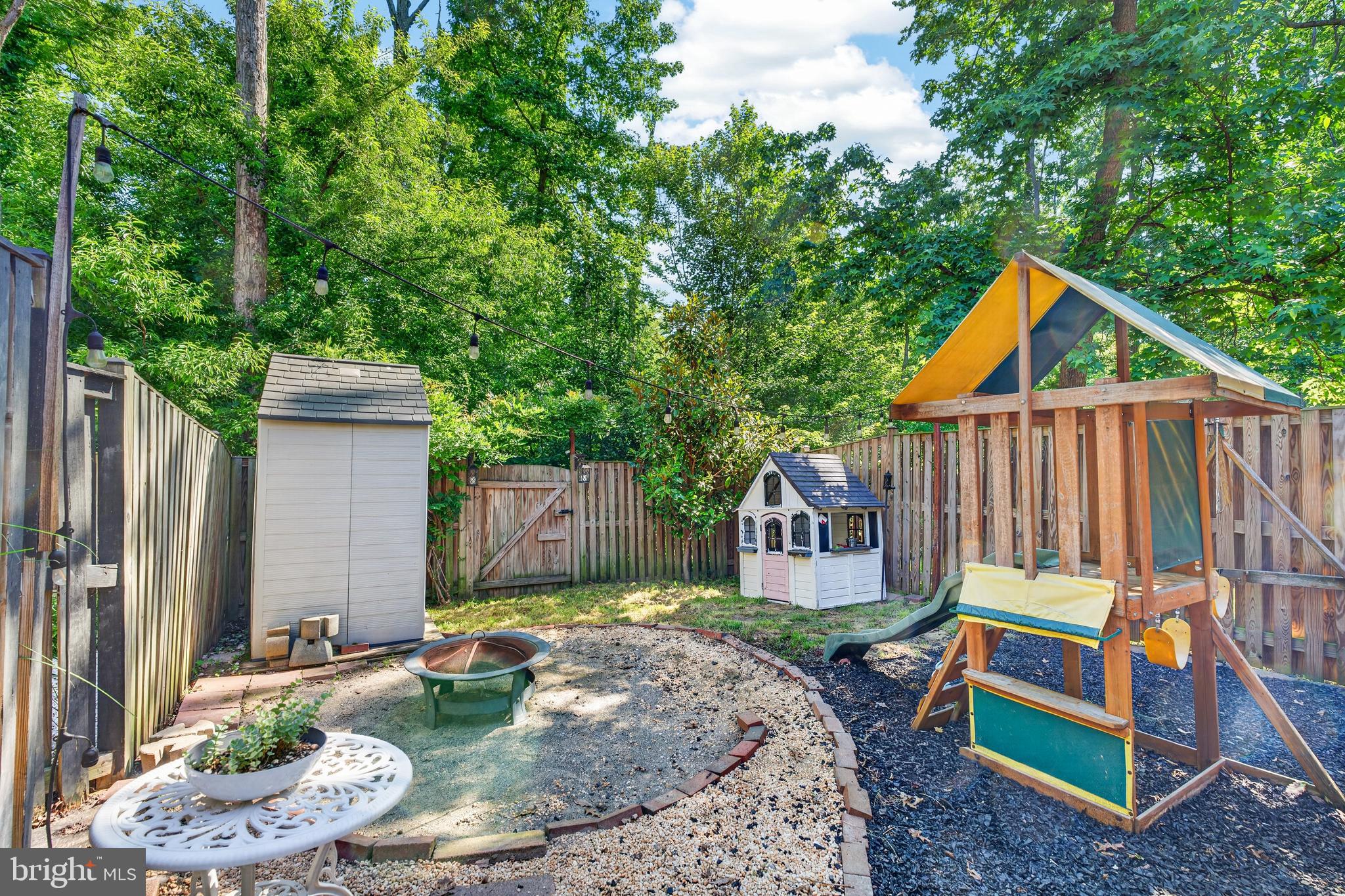 CHESTNUT HILL COVE - Residential