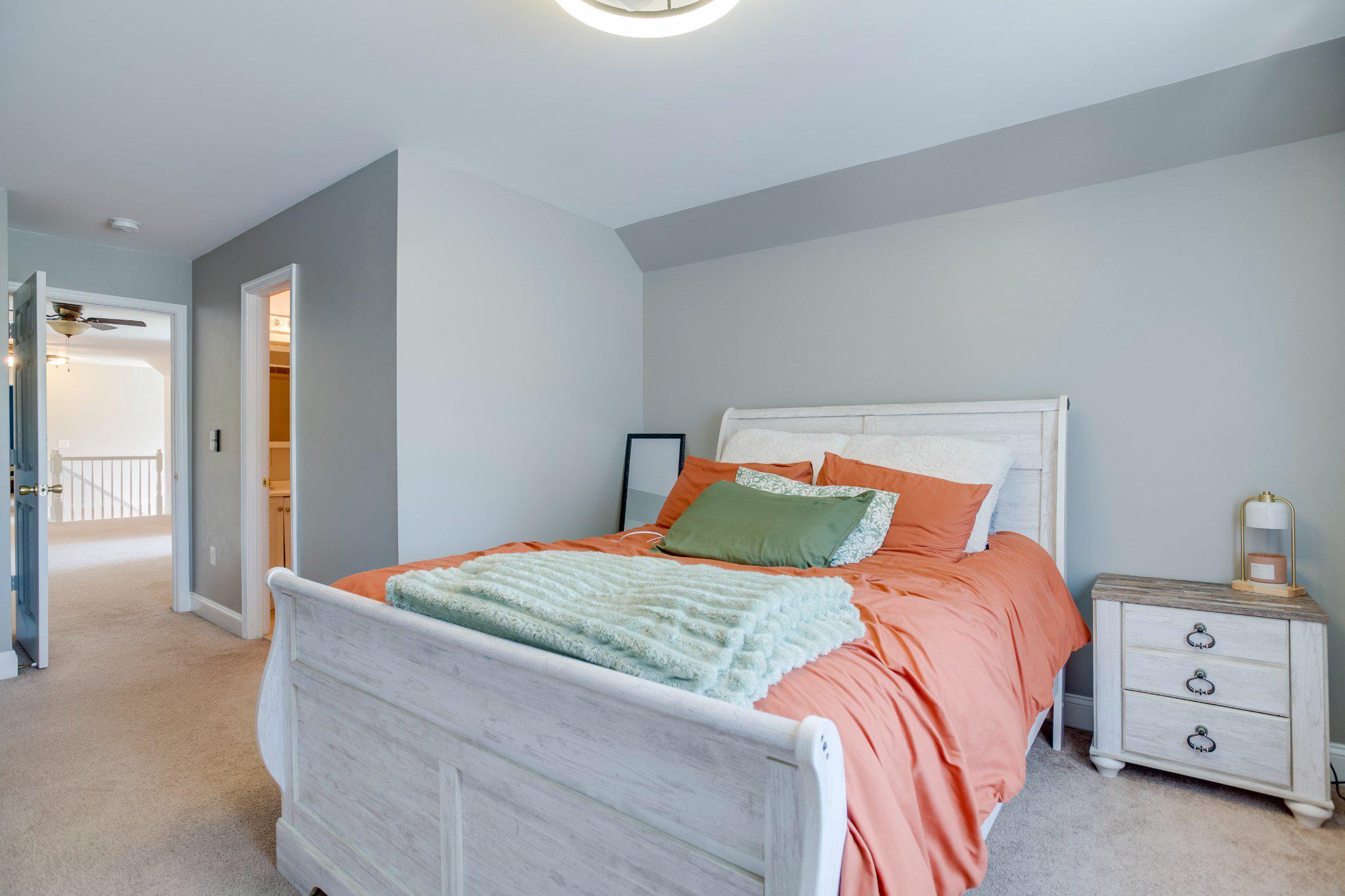 YATES - Residential