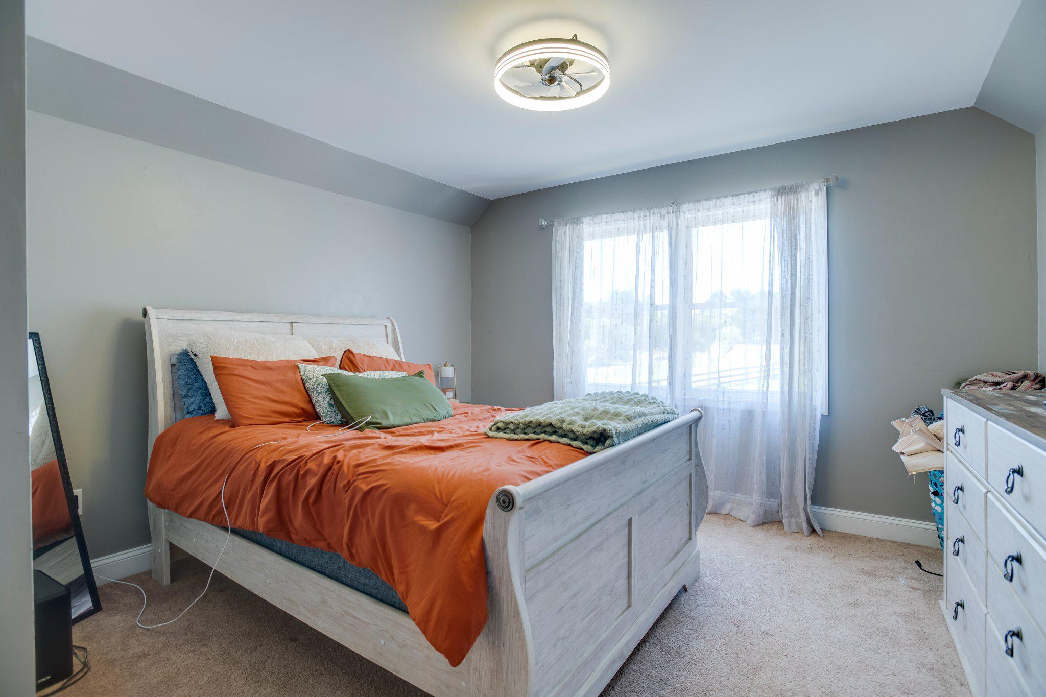 YATES - Residential