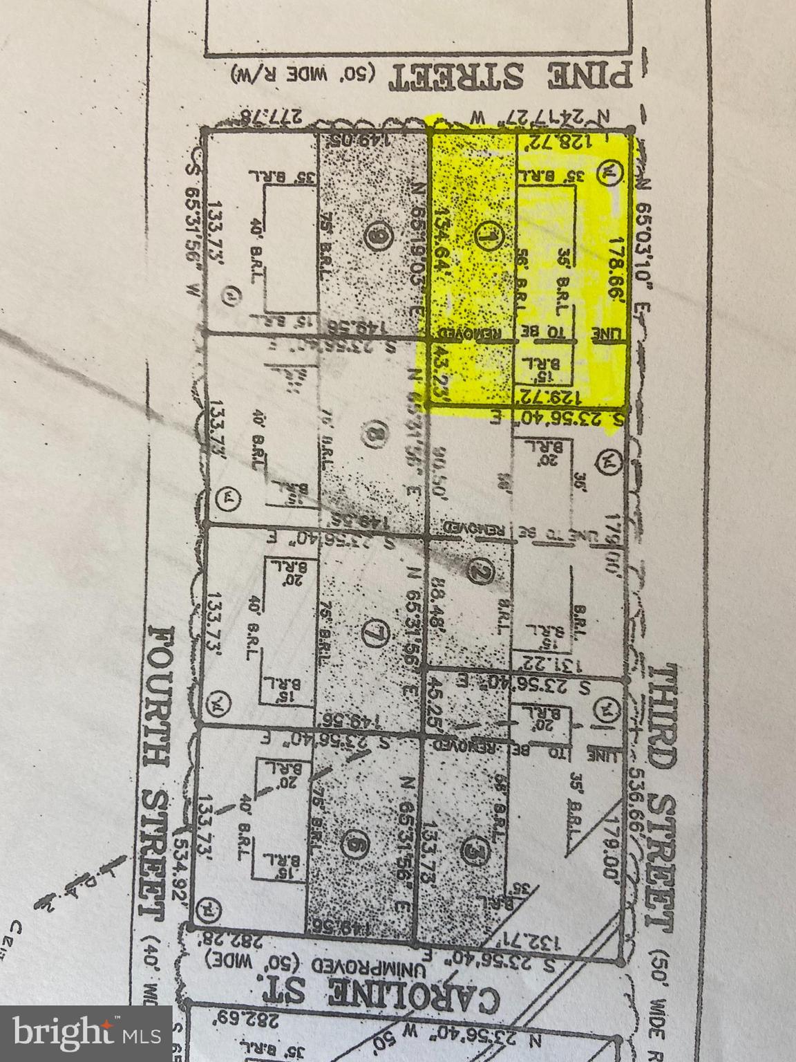Over 1/2 acre corner lot perked and ready for your dream home.  Just minutes to local boat ramp and 20 minutes to Delaware (tax free shopping).   No builder tie-in