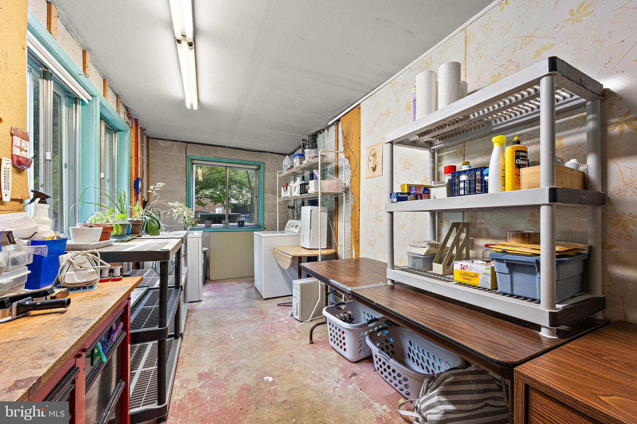 WESTMINSTER - Residential