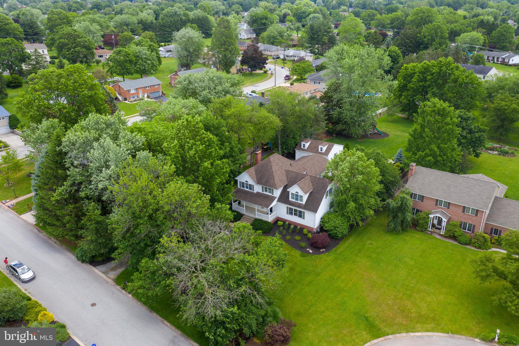 SUNSET LANE - Residential