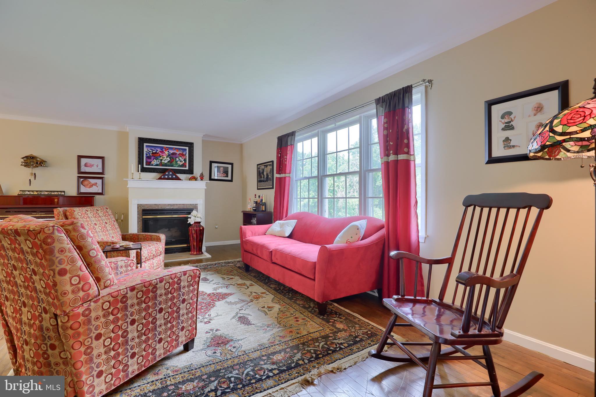 SUNSET LANE - Residential