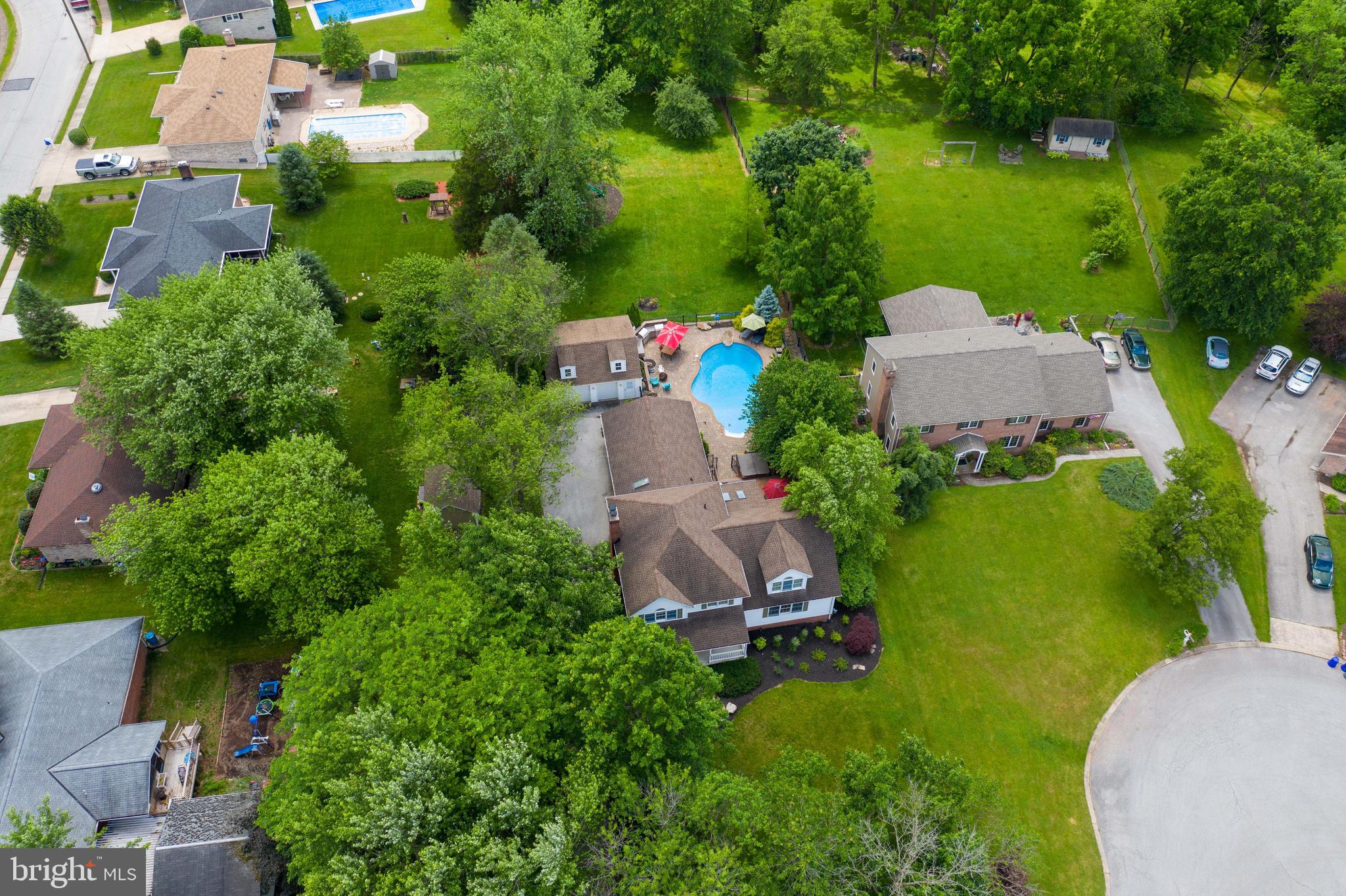 SUNSET LANE - Residential