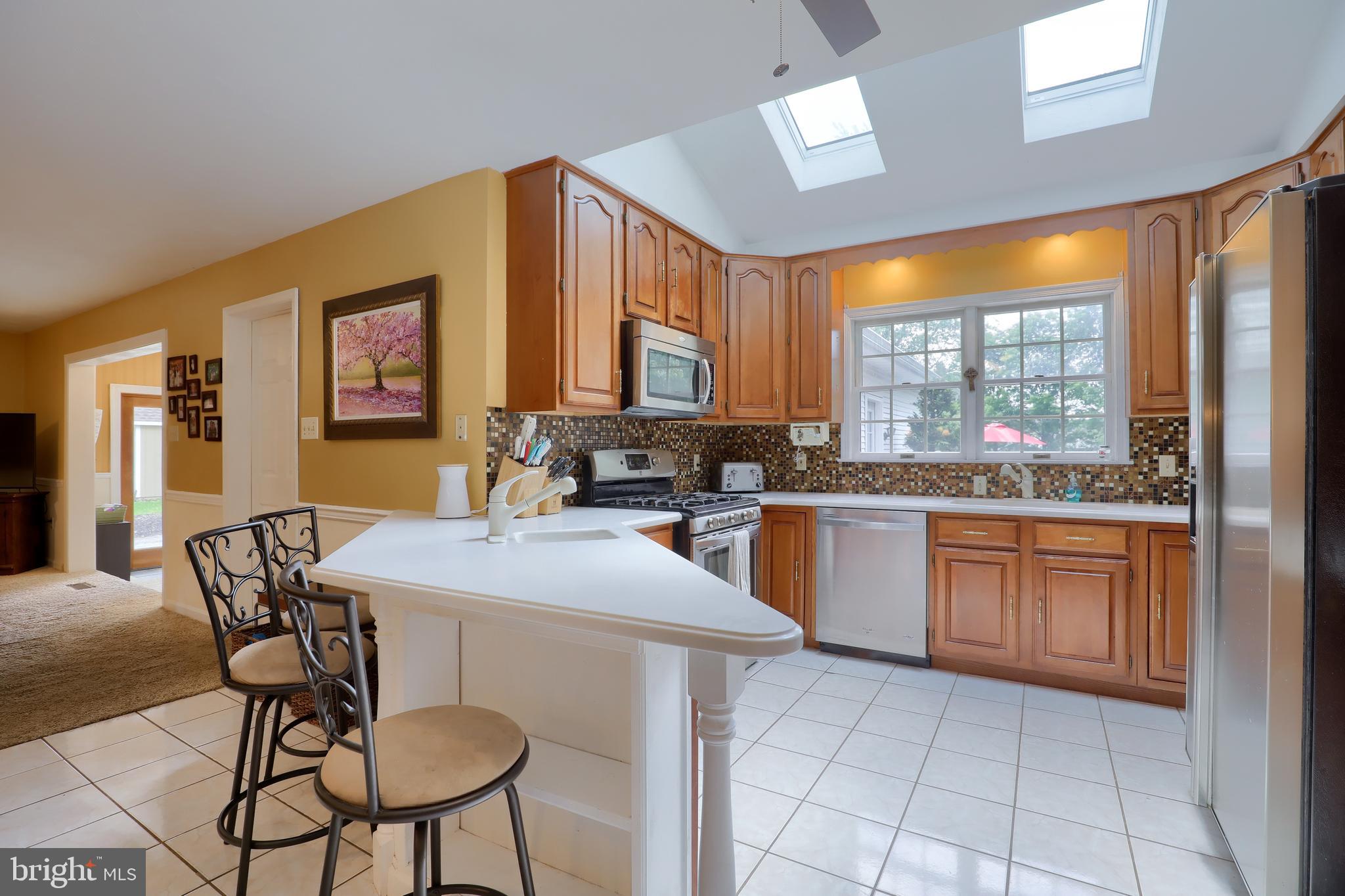 SUNSET LANE - Residential