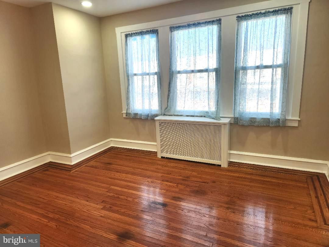 NORTHWOOD - Residential