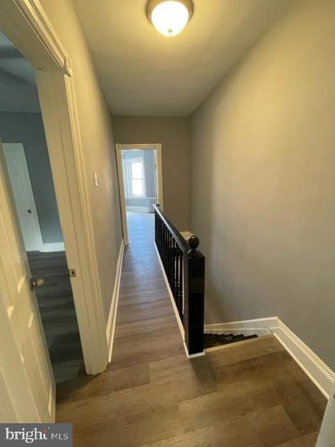 PORT RICHMOND - Residential Lease