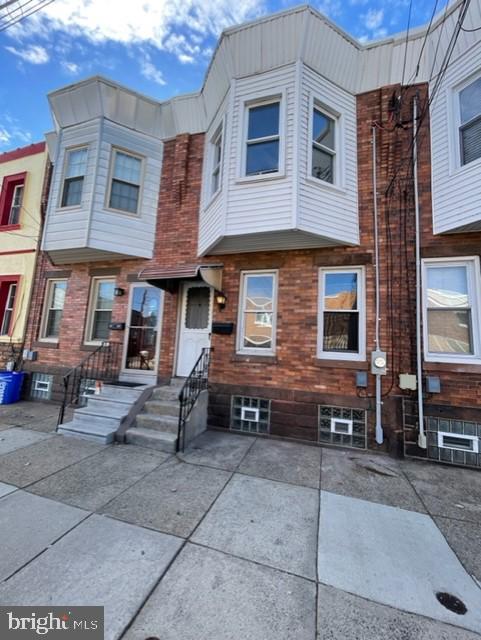 PORT RICHMOND - Residential Lease
