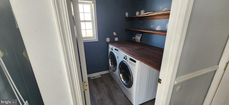 BRIAR RUN - Residential