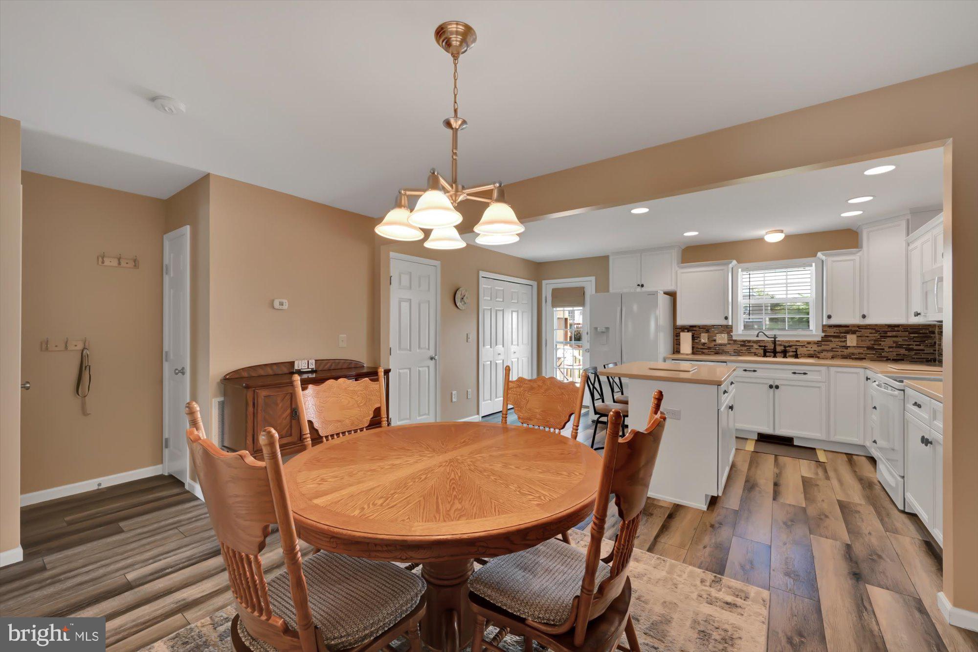 BOW CREEK - Residential