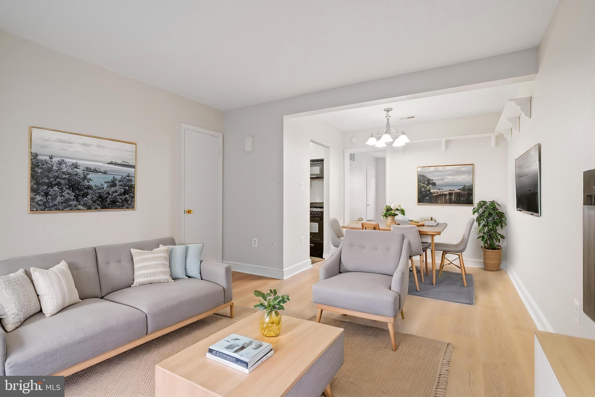 DUTCH GLEN CONDO - Residential