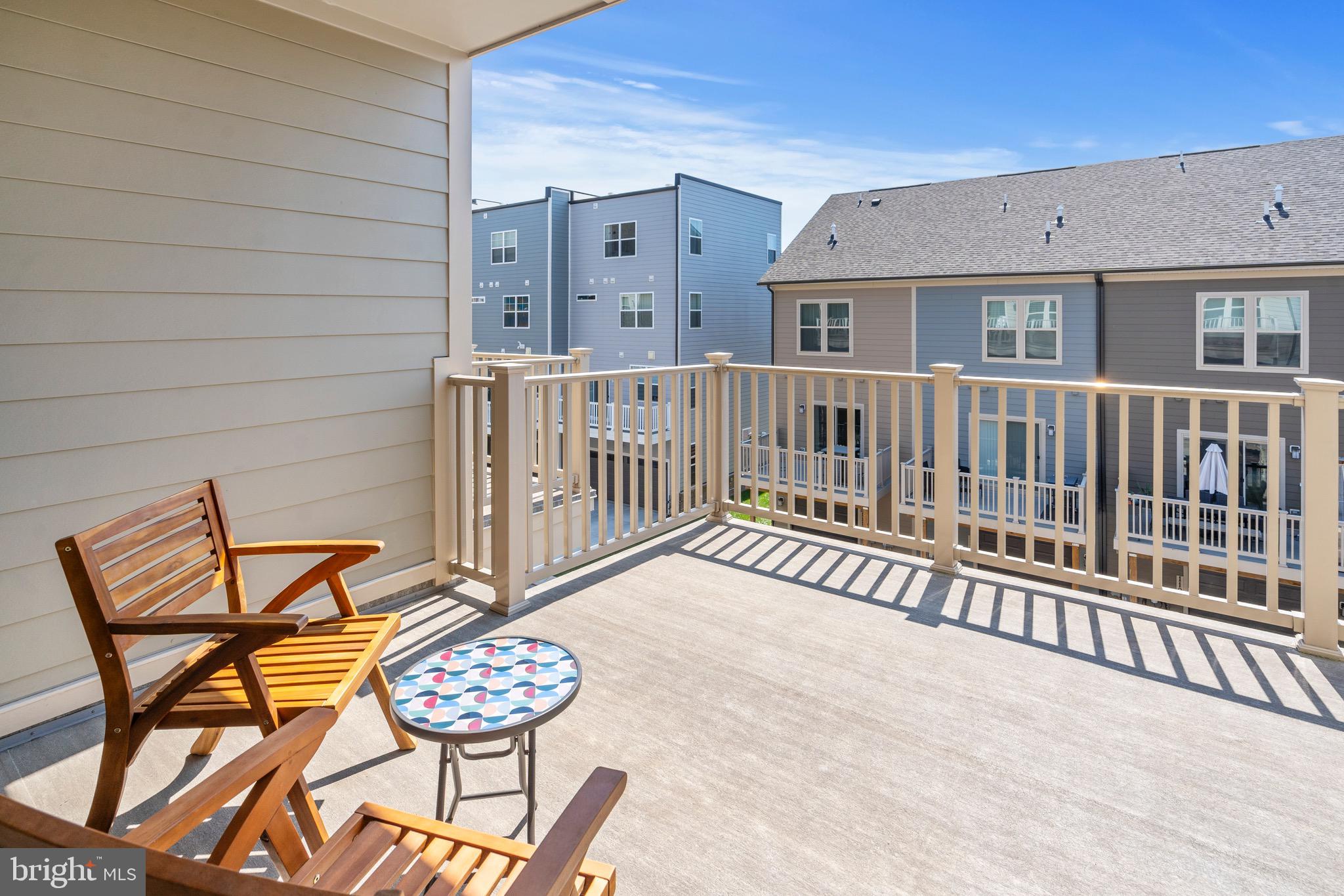 CROWN - Residential